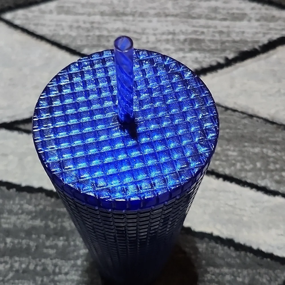 STARBUCK 2023 BLUE GLITTER GRID VENTI COLD CUP TUMBLER 24 OZ